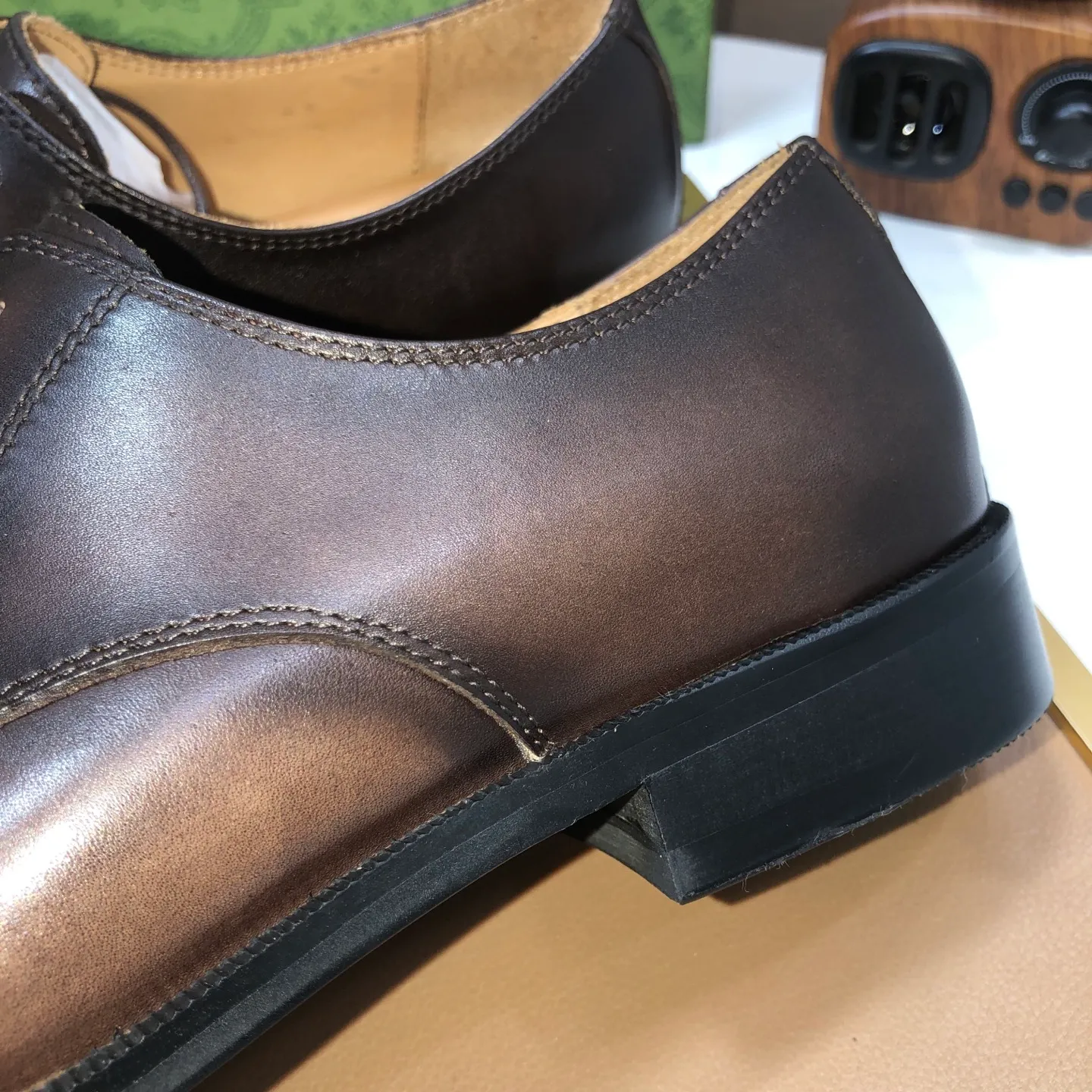 Men's shoes 💰580💰[GUCCI—Gucci] The latest high-end version of Gucci. Official website new model. Available at the same time at counters, the uppers are made of original cowhide imported from Italy/matched with the original special material splicing design concept; "highlight, high-end, grade, extravagance" and exquisite workmanship (original mesh fabric) sole: original factory special outsole size (38-45) (custom-made 45 non-returnable)